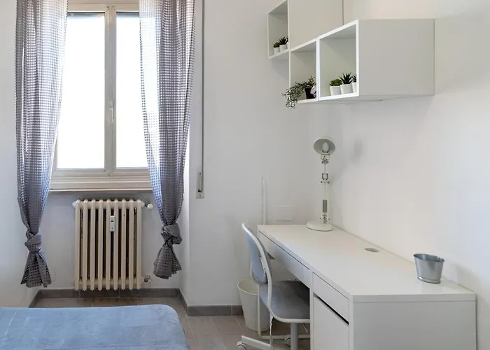 Apartment Large Family - 4 Bedrooms With Free Parking Near San Paolo Metro & By Rhr