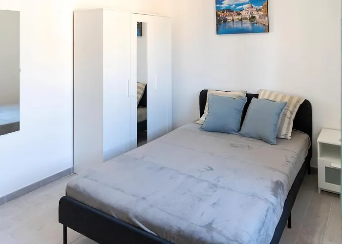 Large Family - 4 Bedrooms With Free Parking Near San Paolo Metro & By Rhr