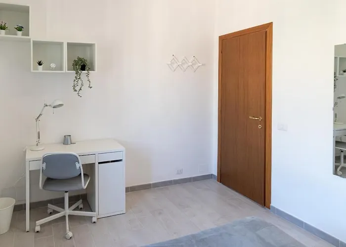Apartment Large Family - 4 Bedrooms With Free Parking Near San Paolo Metro & By Rhr