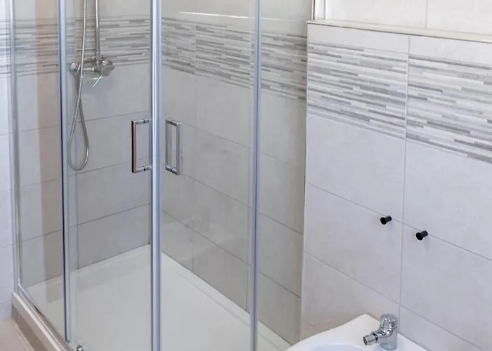 Large Family - 4 Bedrooms With Free Parking Near San Paolo Metro & By Rhr Apartment Rom