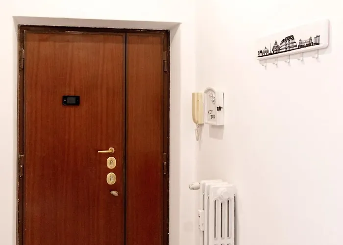 Apartment Large Family - 4 Bedrooms With Free Parking Near San Paolo Metro & By Rhr *